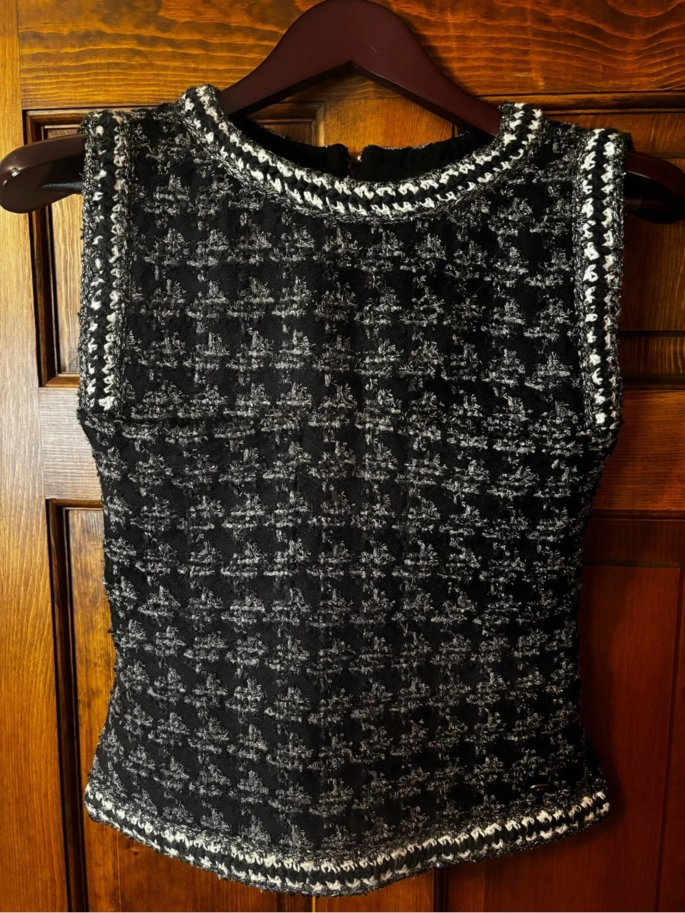 Chanel Tweed Top Metallic Woven Design Spring 2017 (Authenticated)